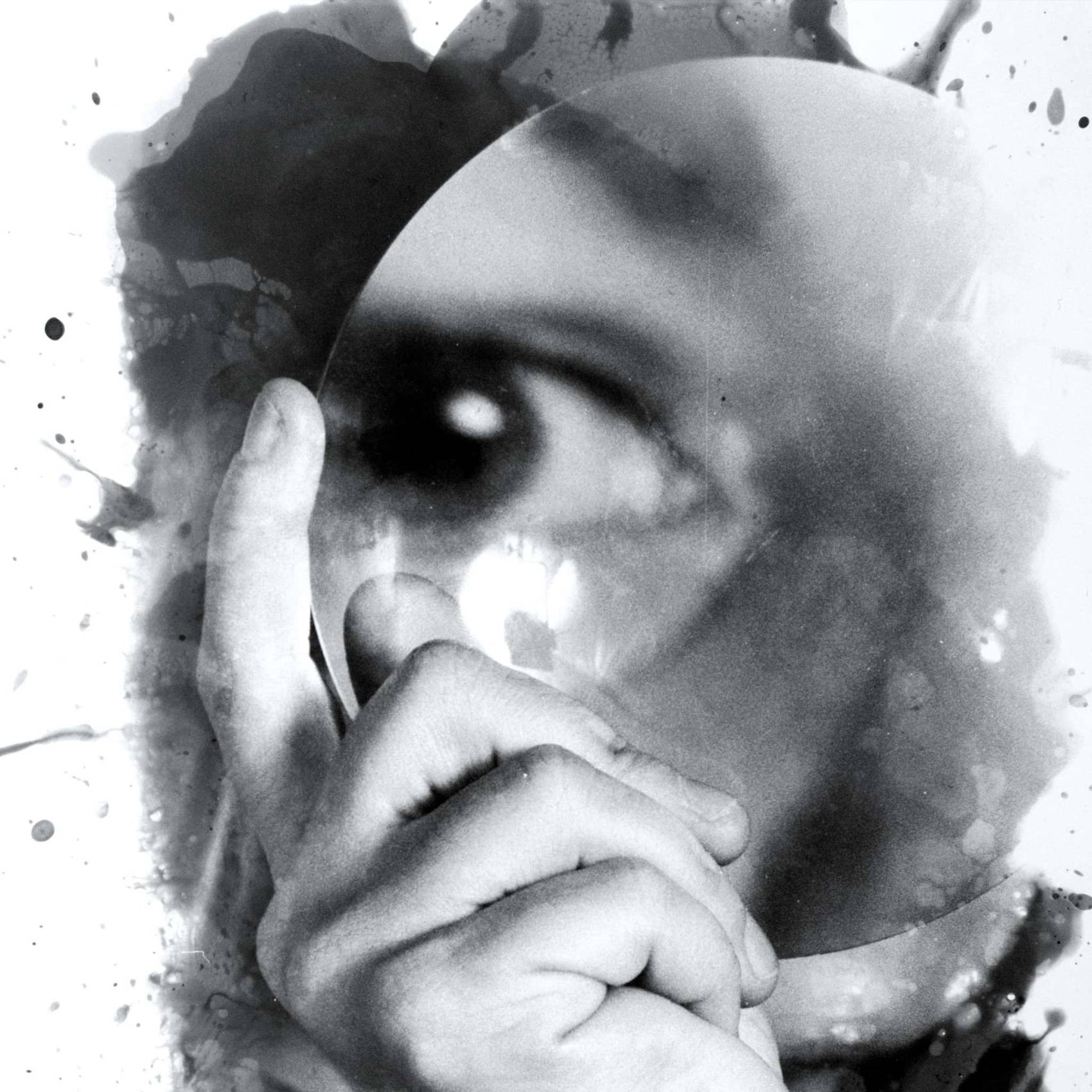 fluid world - visual identity by mb―design